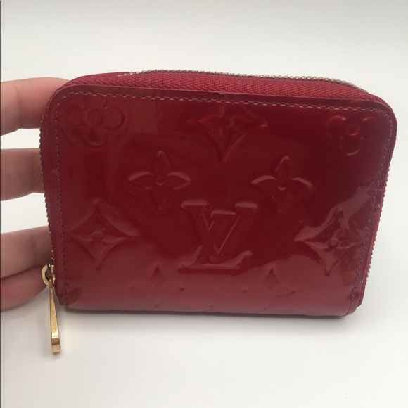 Louis Vuitton Handbags - Louis Vuitton zippy coin purse vernis